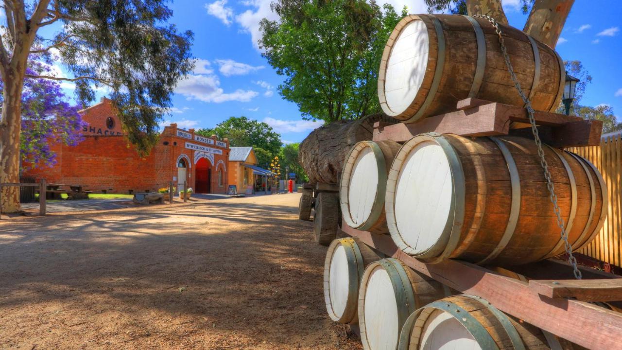 Moama Central Motel Echuca Eksteriør billede